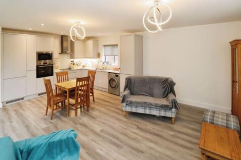 ORCHARD CRESCENT