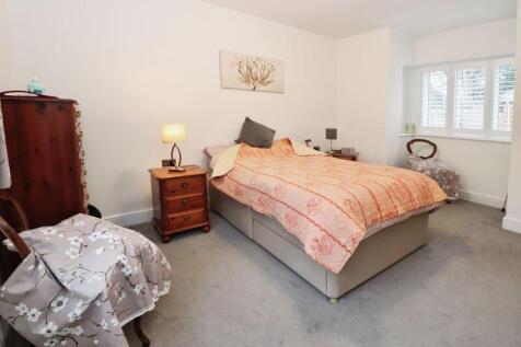 ORCHARD CRESCENT