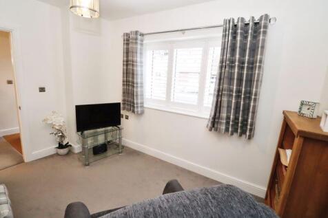 ORCHARD CRESCENT
