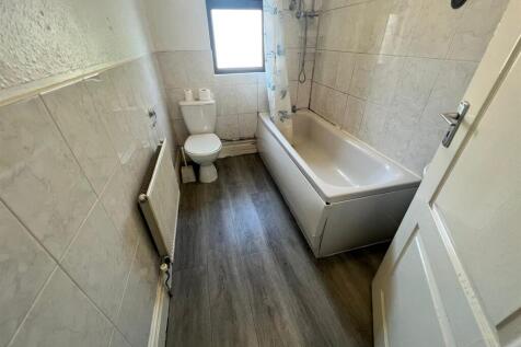 First Floor Bathroom