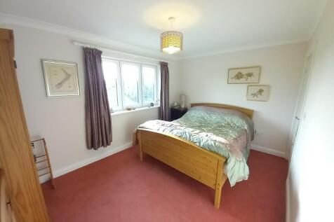 REAR BEDROOM 4
