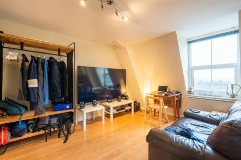 Flat 8.jpg