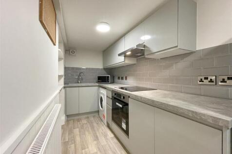 Flat 1_.jpg