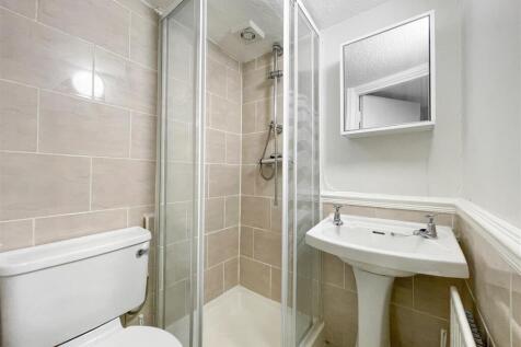 Flat 1_-3.jpg