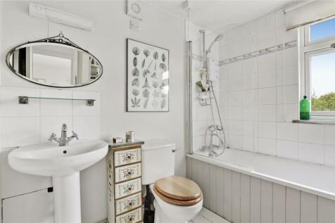 Properties For By Ellis Co, Willesden 21 Single Bathroom Vanity Setup