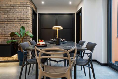 Light and bright dining area