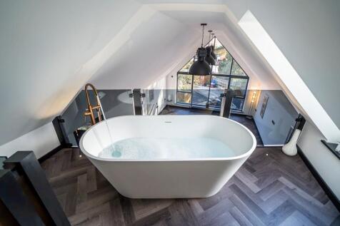 Master suite bath