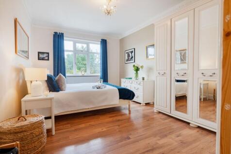 Principal Bedroom Suite