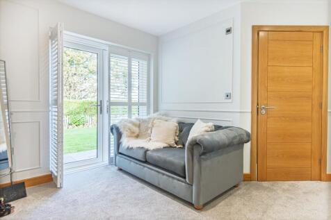 Access to the garden from bedroom 3