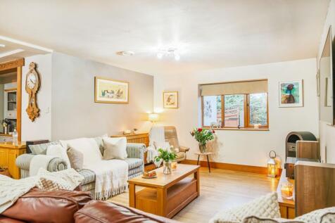 Cosy living space off the kitchen