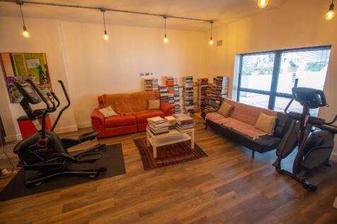 Property Image 9