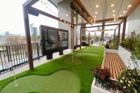 The Green Screen (2)