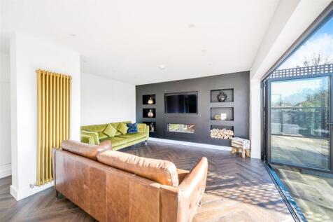 Reception Room/Open Plan Kitchen/Diner: