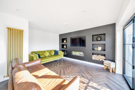 Reception Room/Open Plan Kitchen/Diner: