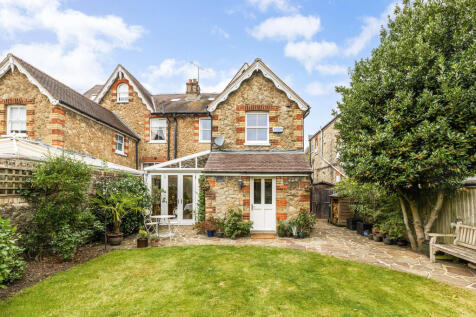 Rear Exterior / Garden