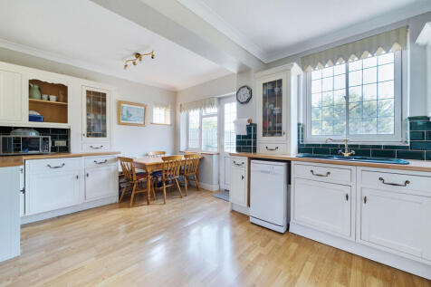 1316581-12-686297...