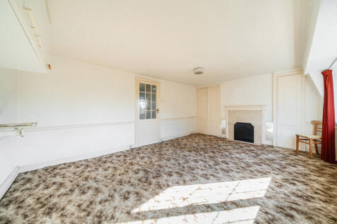 1347146-4-68b6acb...