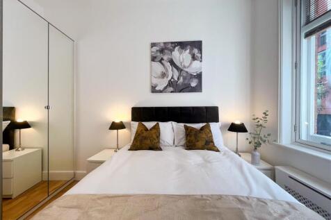 bedroom 1 (1 of 1).jpg