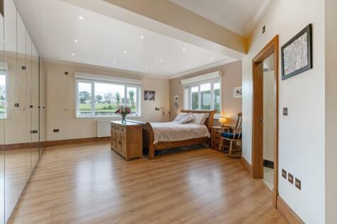 79946_23 Kings Road Bramhope (24).jpg