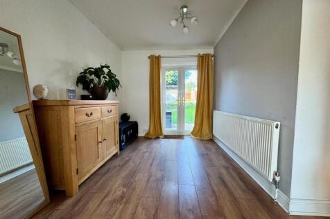 Dining room.jpg