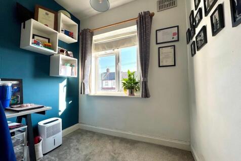 Bedroom 3.jpg