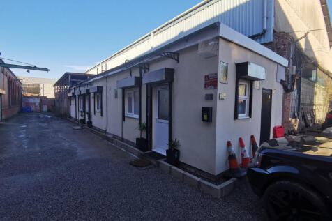 Commercial Unit for Sale