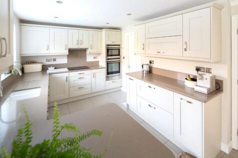 Kitchen-Family-Diner