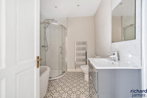 055069de-93d2-44c...