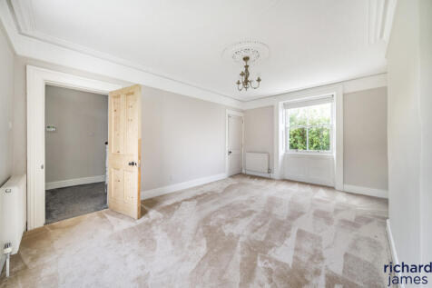 fa099532-ea34-4a4...