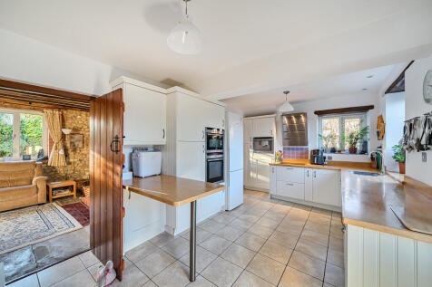 1385502106927062497a4a