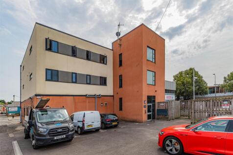 Victoria Park Court-1.jpg