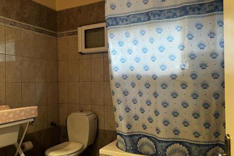 Bathroom house 2