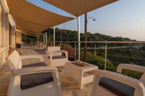 Evening outdoor shot