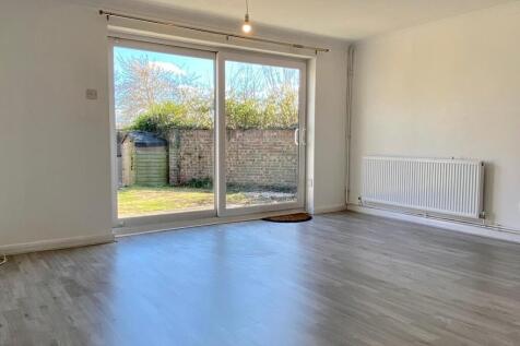 4. 5 Keats Rd - Living Room.jpg