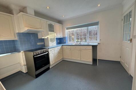 ed923f19-d390-4f4...