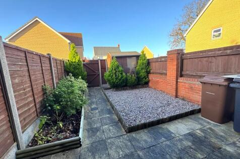 WhatsApp Image 20...