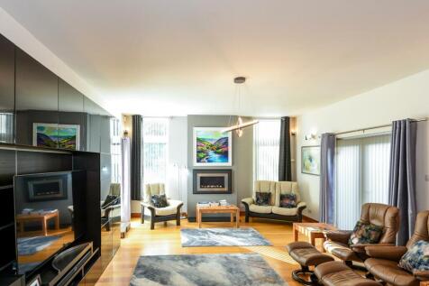 sitting room.jpg