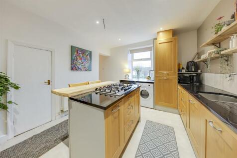 Breakfast Kitchen Alt 2
