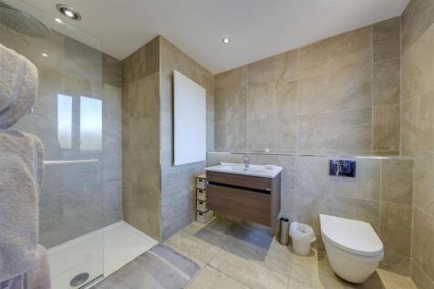 En Suite Shower Room