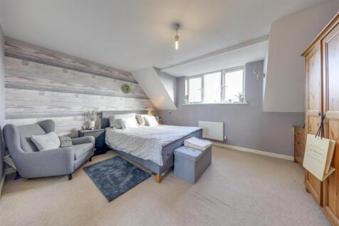 Bed 1
