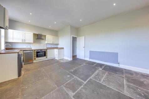 Kitchen / Dining Alt