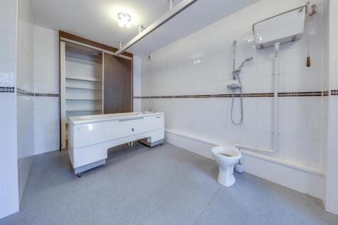 En Suite Bathroom