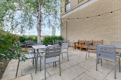 Communal Terrace (2)