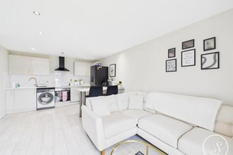 KITCHEN/ LIVING AREA