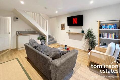 2 Bedroom semi-detached house