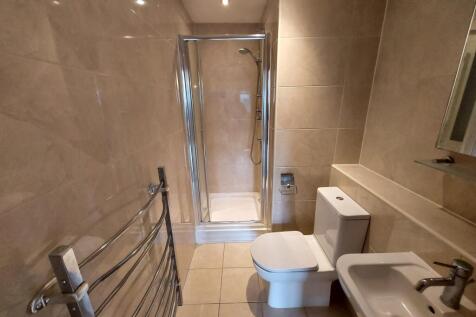 En-suite Bathroom