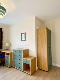 ROOM D 3