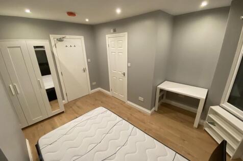 ROOM C 1