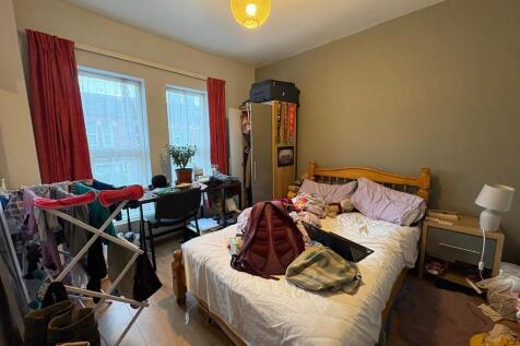 PHOTO-2025-11-05-...