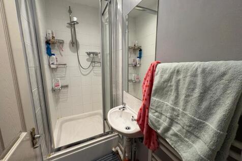 PHOTO-2025-11-05-...